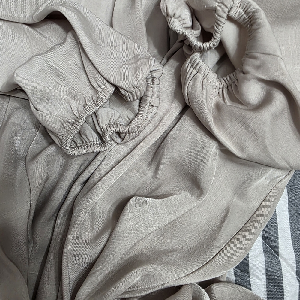 H&M FLOWING DRESS NEW W/O TAGS SIZE MEDIUM - Picture 6 of 15